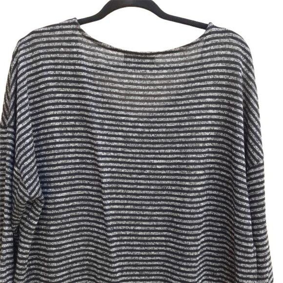 a.n.a Casual Lightweight Knit Scoop Neck Tunic Top Striped Gray Black Sz 1X - Picture 8 of 12